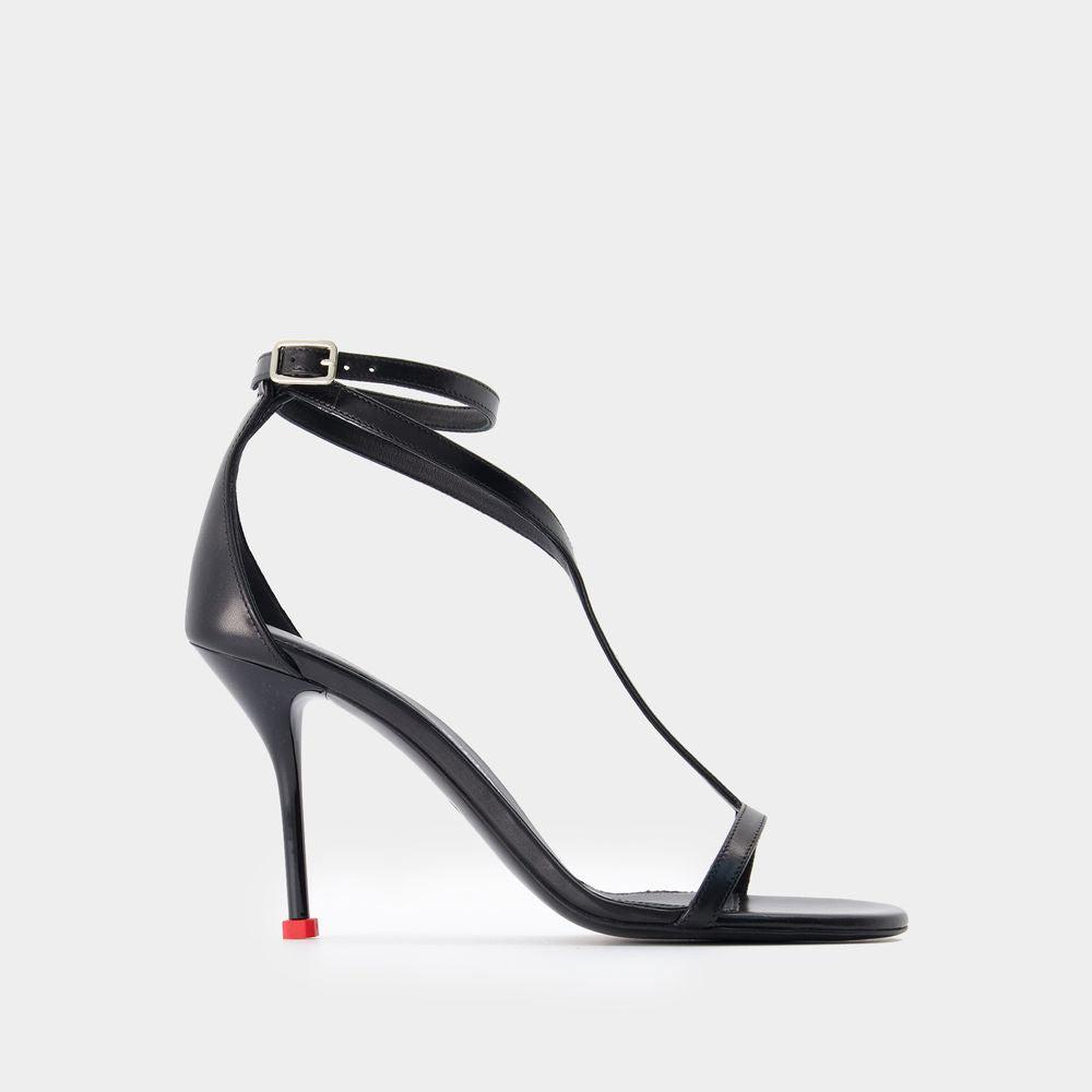 Alexander Mcqueen Women's Harness Pumps in Black