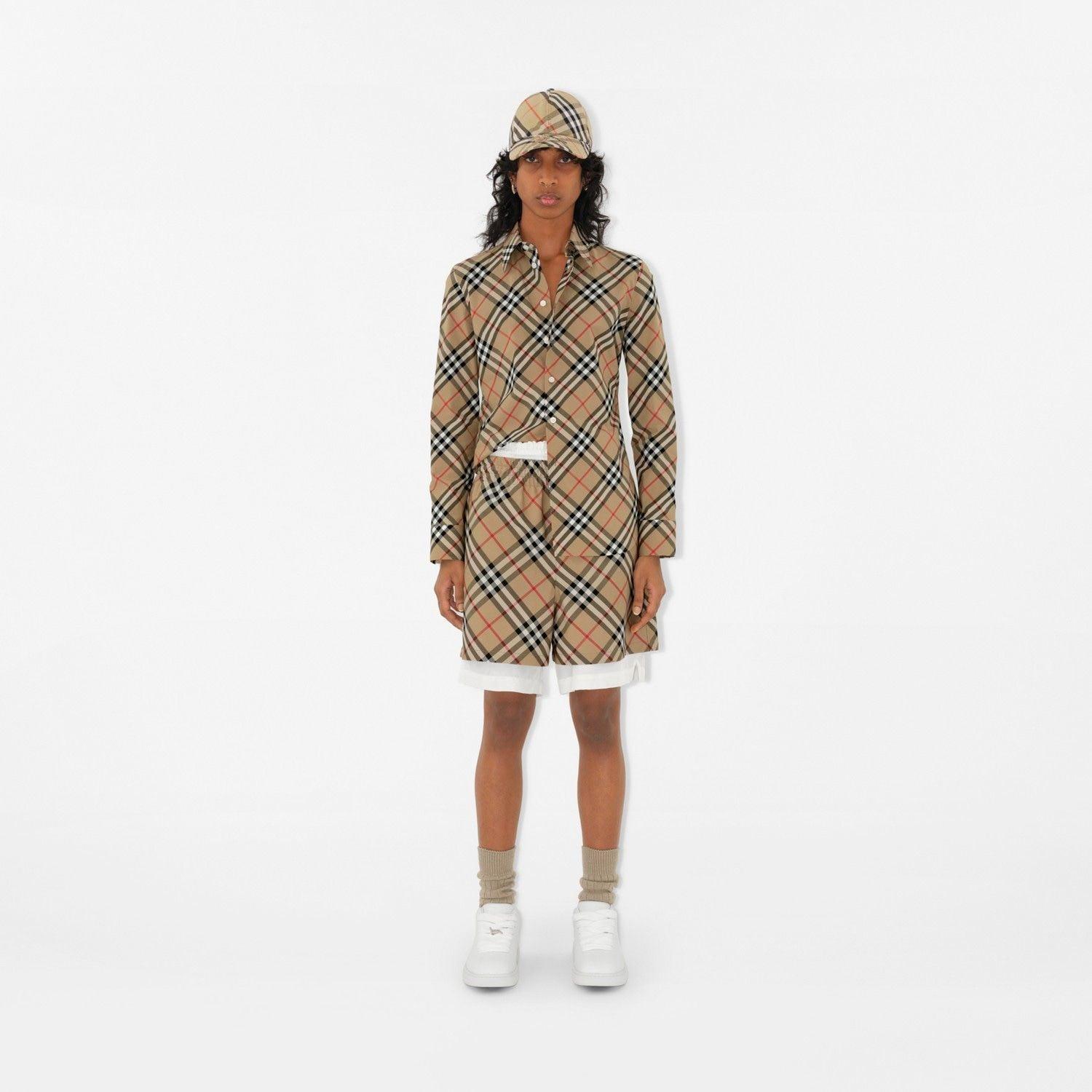 Burberry Women's Logo Baseball Cap in Beige