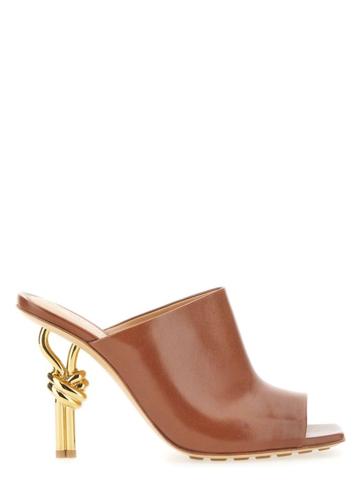 Bottega Veneta Women's Mule Knot in Brown