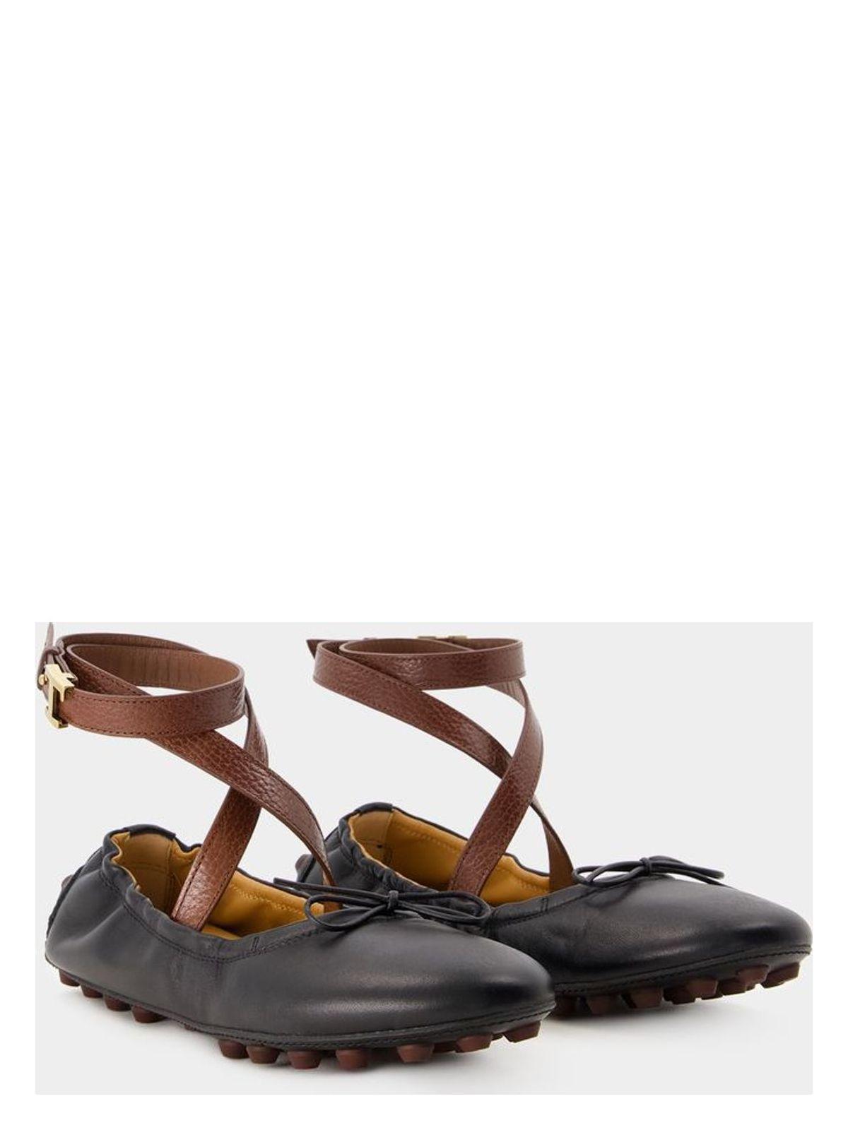 Tod's Women's Gommini Ballerinas Sandal in Black