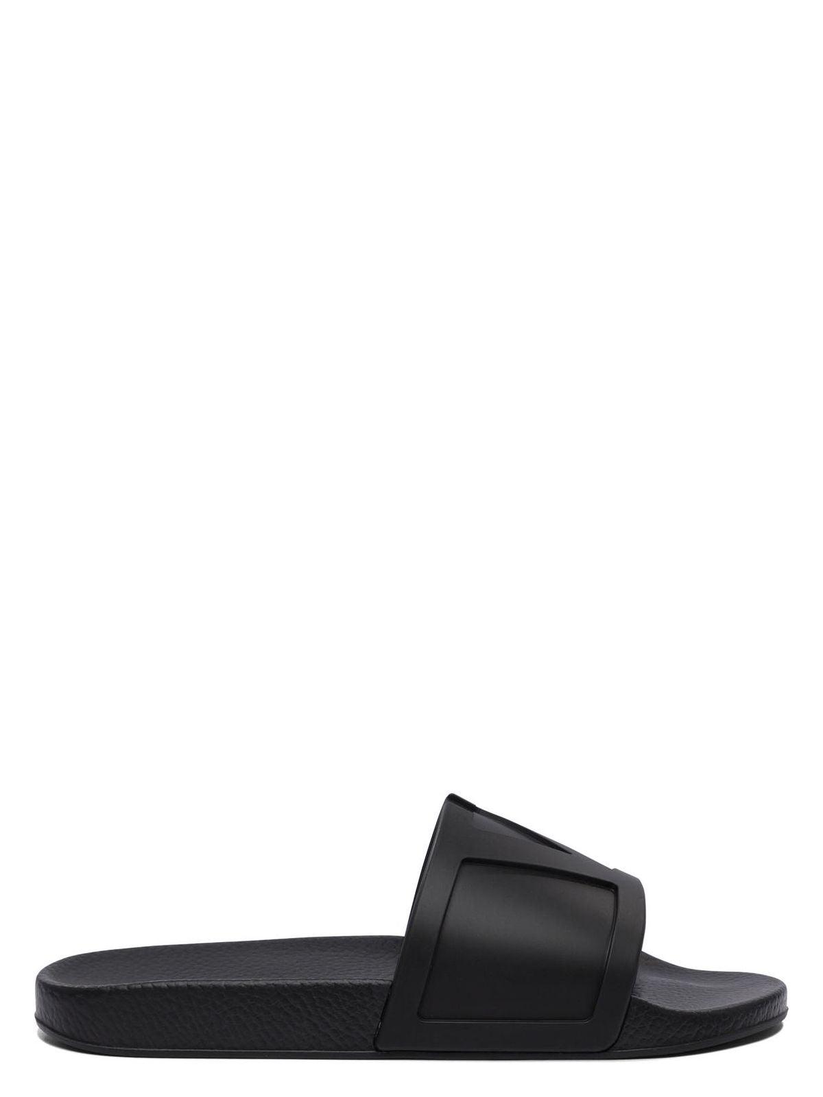 Valentino Garavani Men's Slide Sandal Coolside in Black