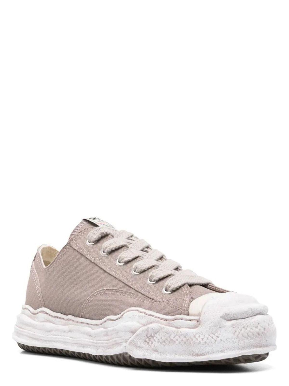 Maison Mihara Yasuhiro Hank Original Sole Canvas Garment Dyed Low-Top Sneakers in Grey