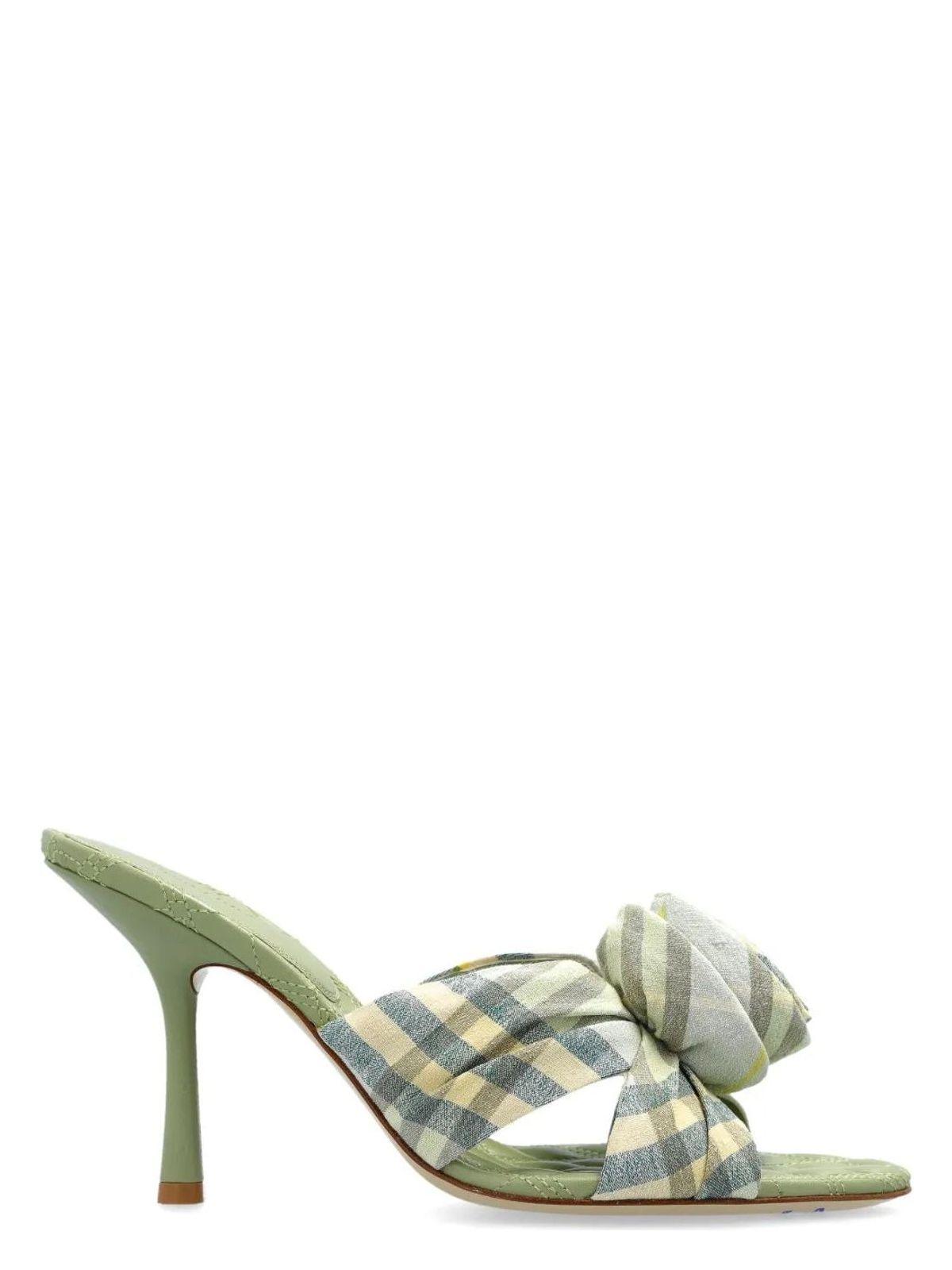 Burberry Mews Rose 90 Pumps and Embroidered Fabric Mews Mules