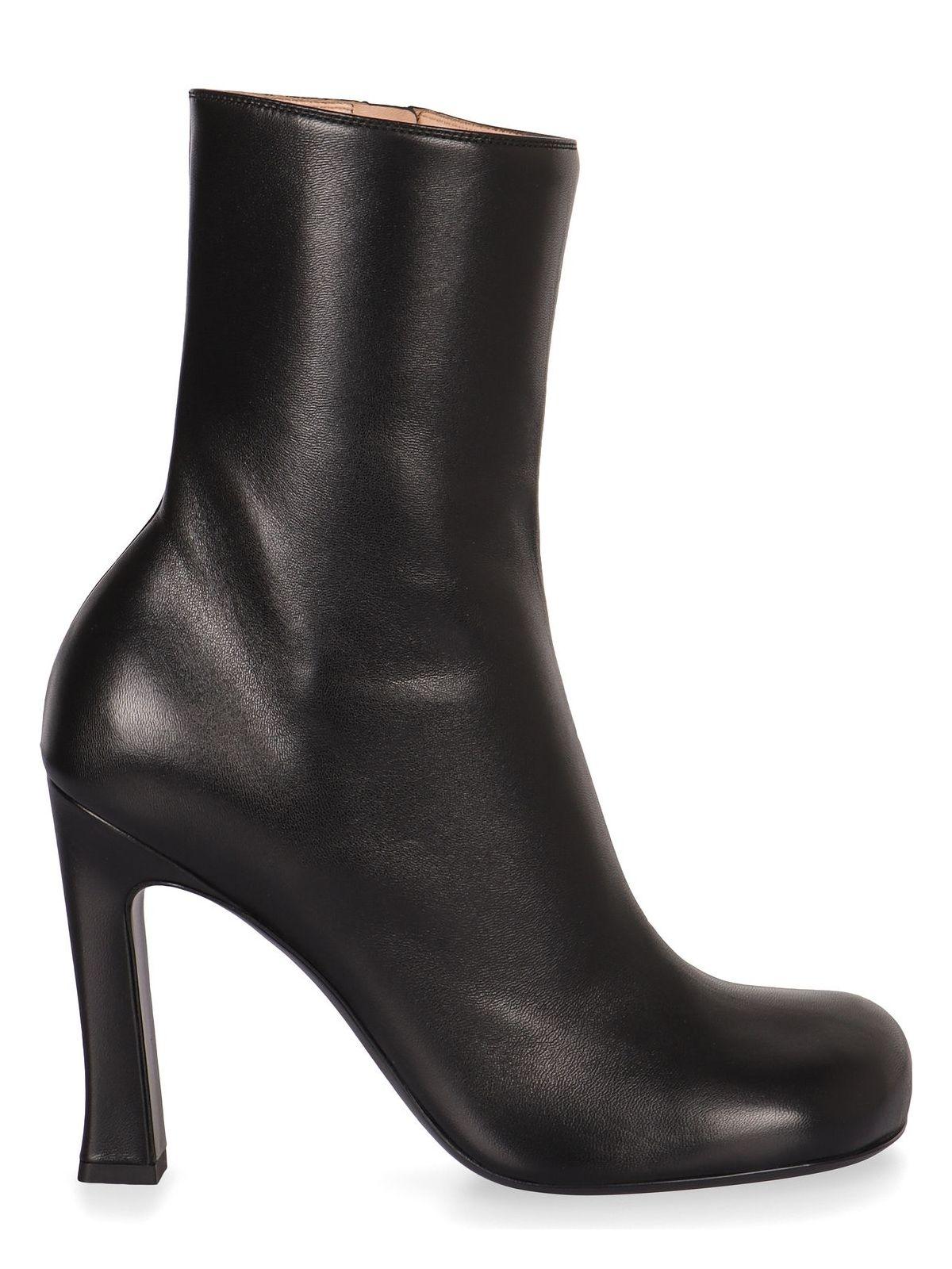 Bottega Veneta Black Leather Nico Ankle Boots