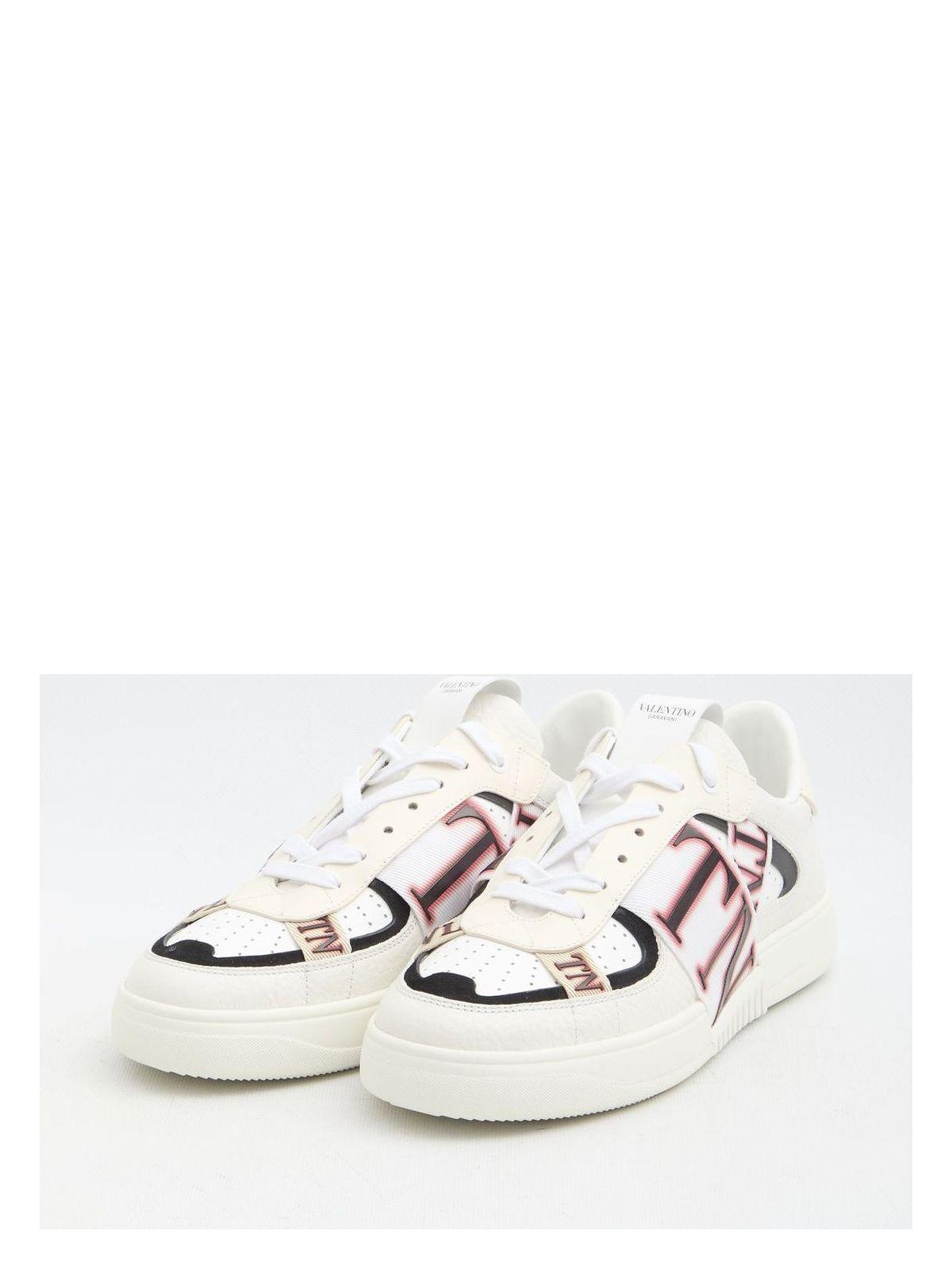 Valentino Garavani Women's Sneaker | Vl7N in Biancobpapyrusnecoredghiacciobia