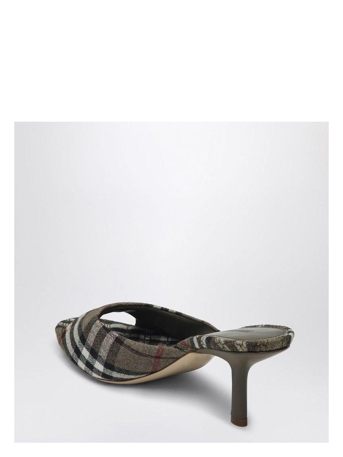 Burberry Women's Mews Mule With Check Pattern in Brown