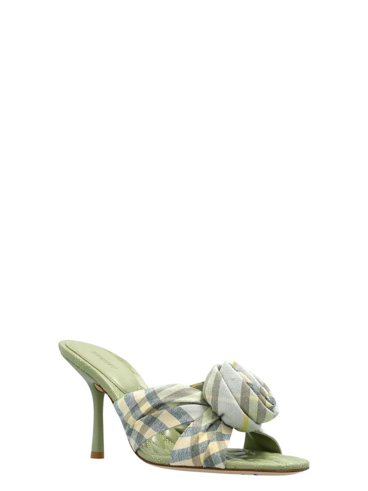 Burberry Mews Rose 90 Pumps and Embroidered Fabric Mews Mules