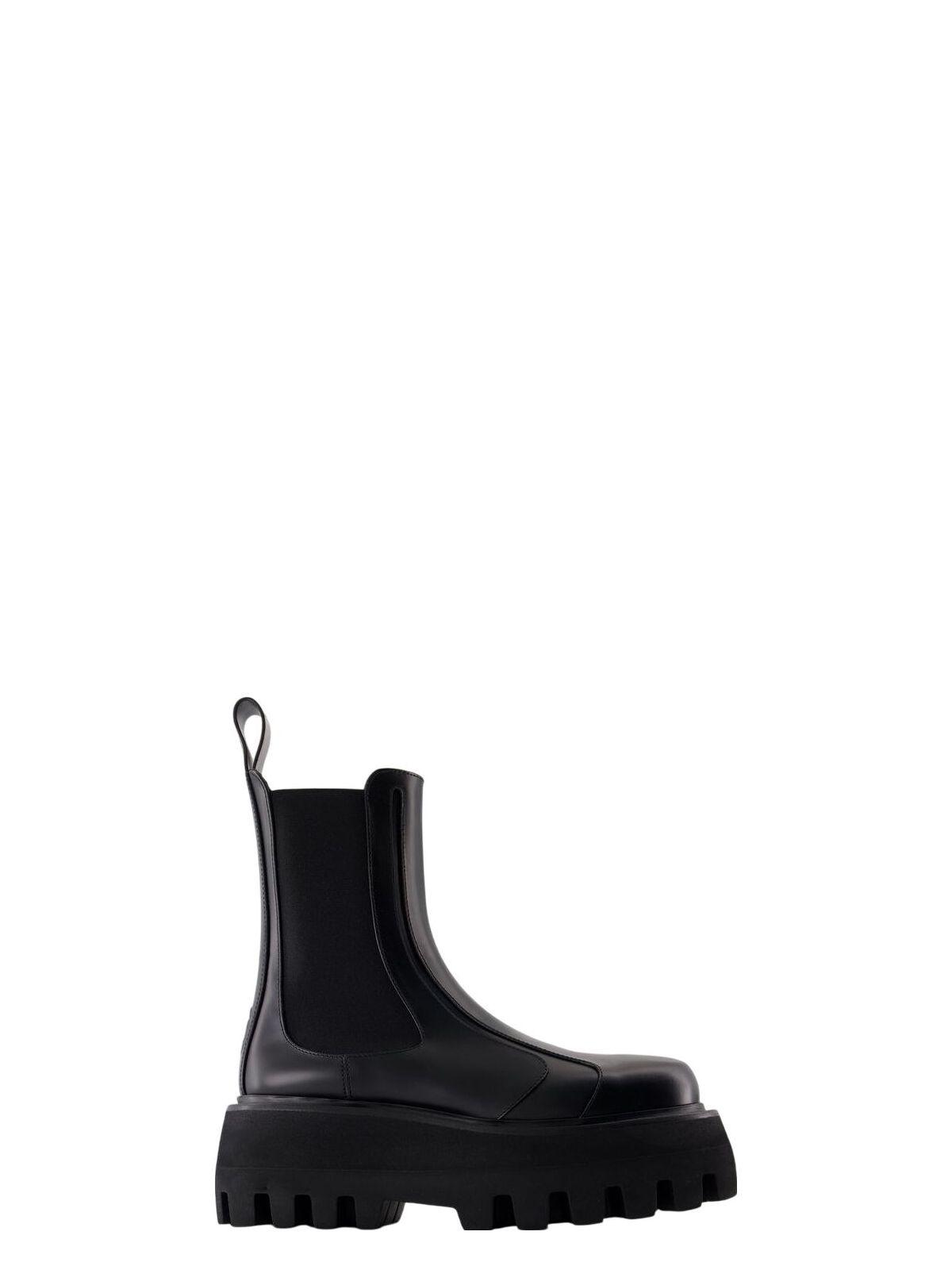 Alexander McQueen Black Leather Chelsea Ankle Boots