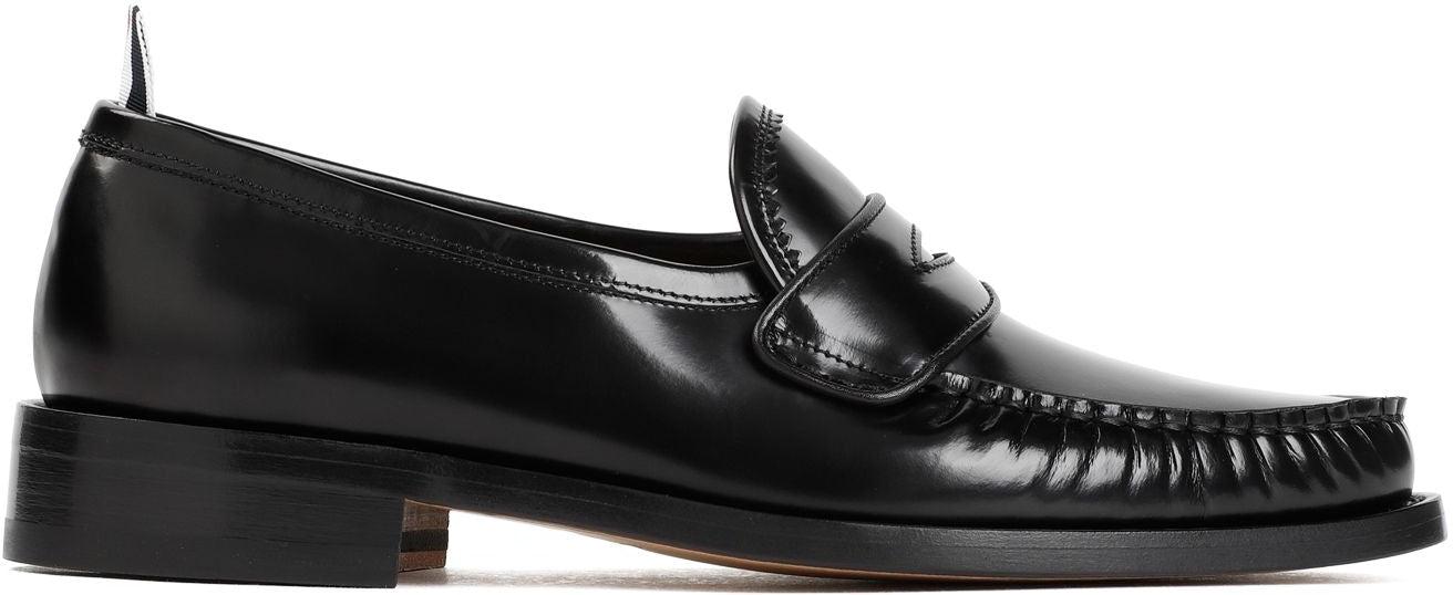 Thom Browne Men's Pleated Varsity Loafers in Black
