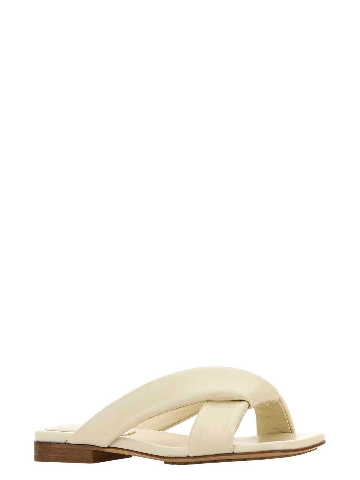 Bottega Veneta Ivory Leather Riva Slippers