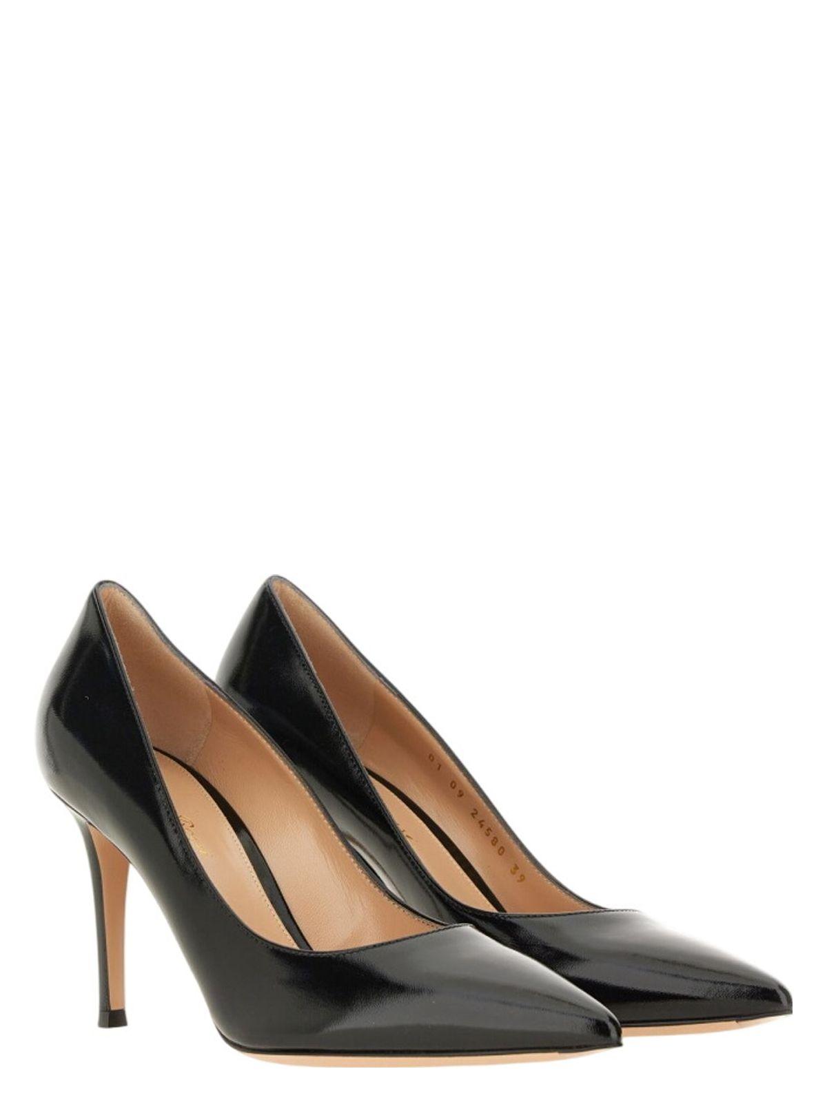 Gianvito Rossi Women's DecolletÃ© Gianvito 85 Pumps in Black