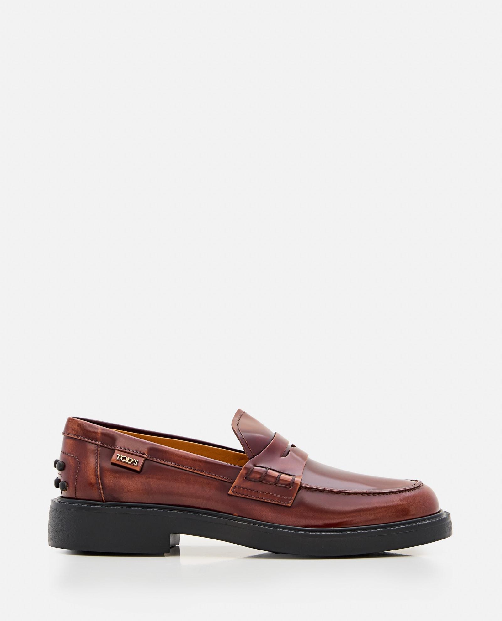 Tod's Women's Genuine Leather Moccasins Loafer in Brown