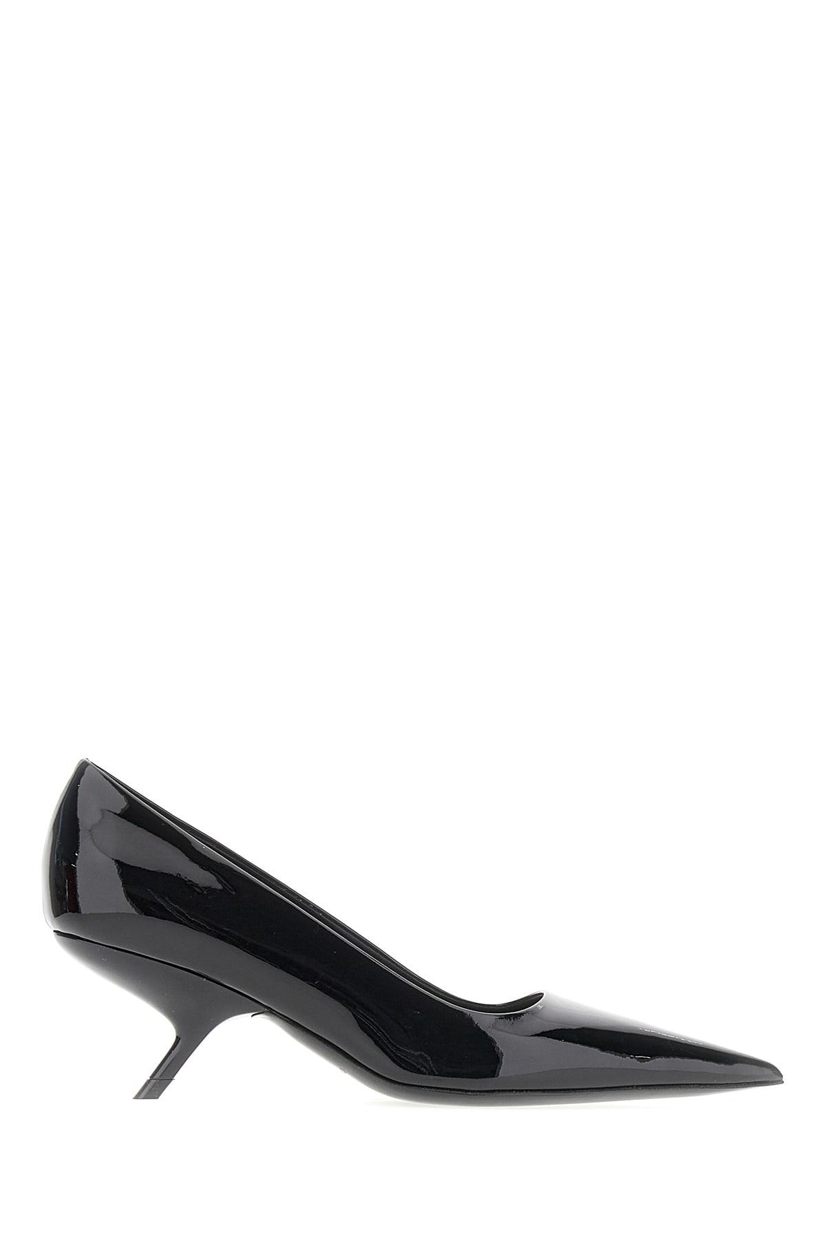 Ferragamo Black Leather Eva Pumps