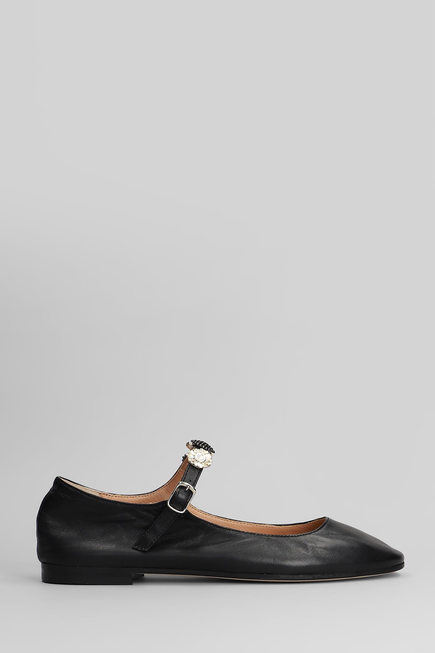 Anniel Ballet Flats in Black Leather
