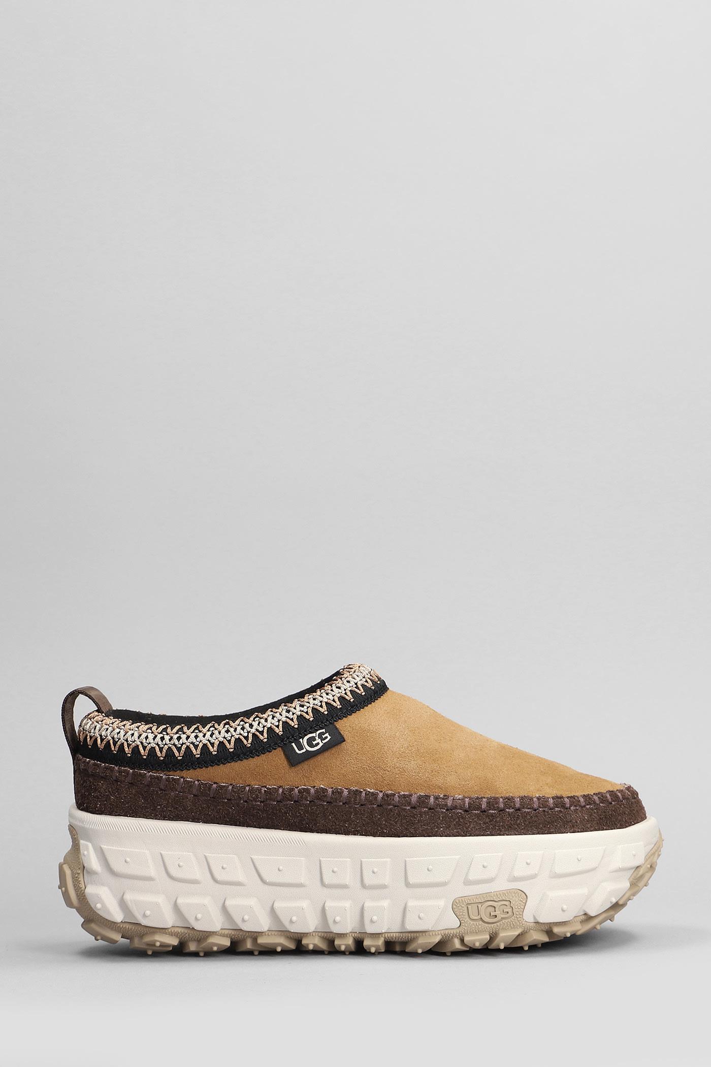 UGG Venture Daze Slipper-Mule in Leather Color Suede