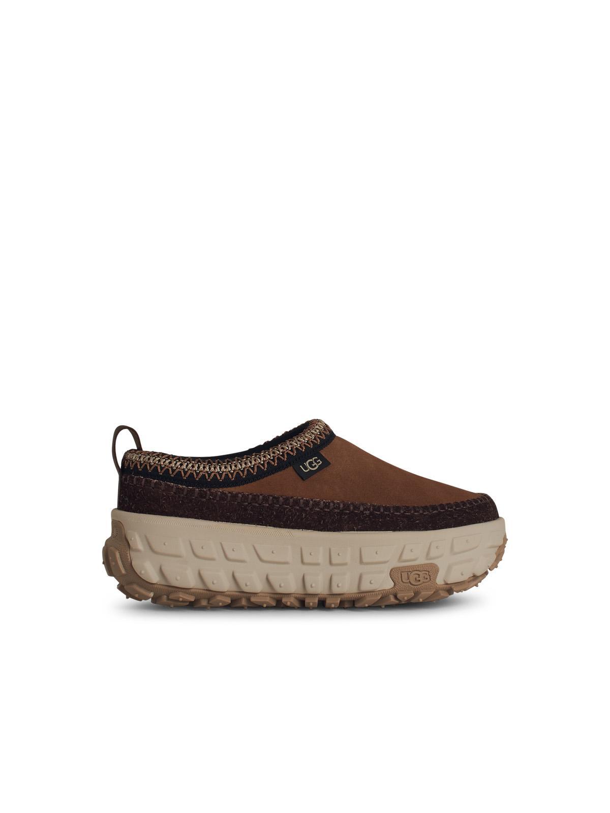 UGG Venture Daze Slipper-Mule in Leather Color Suede